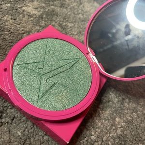 Jeffree Star Skin Frost Highlighter